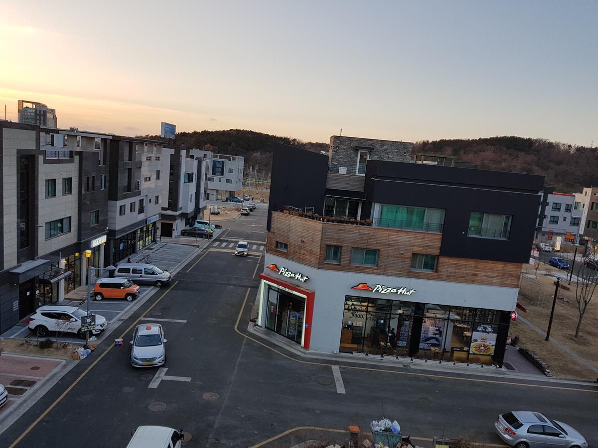 Buzz Guesthouse Incheon Exterior photo