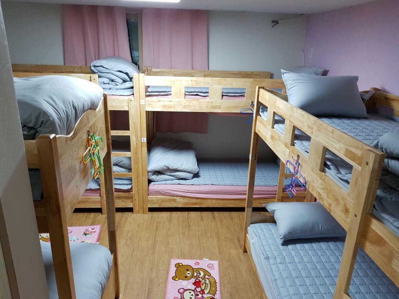Buzz Guesthouse Incheon Exterior photo